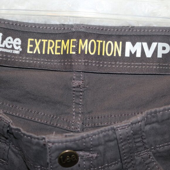Lee Extreme Motion MVP pants size 18 R teens or men - Picture 5 of 7
